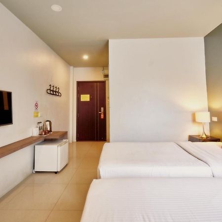 H Hotel Phrasing Chiang Mai Luaran gambar