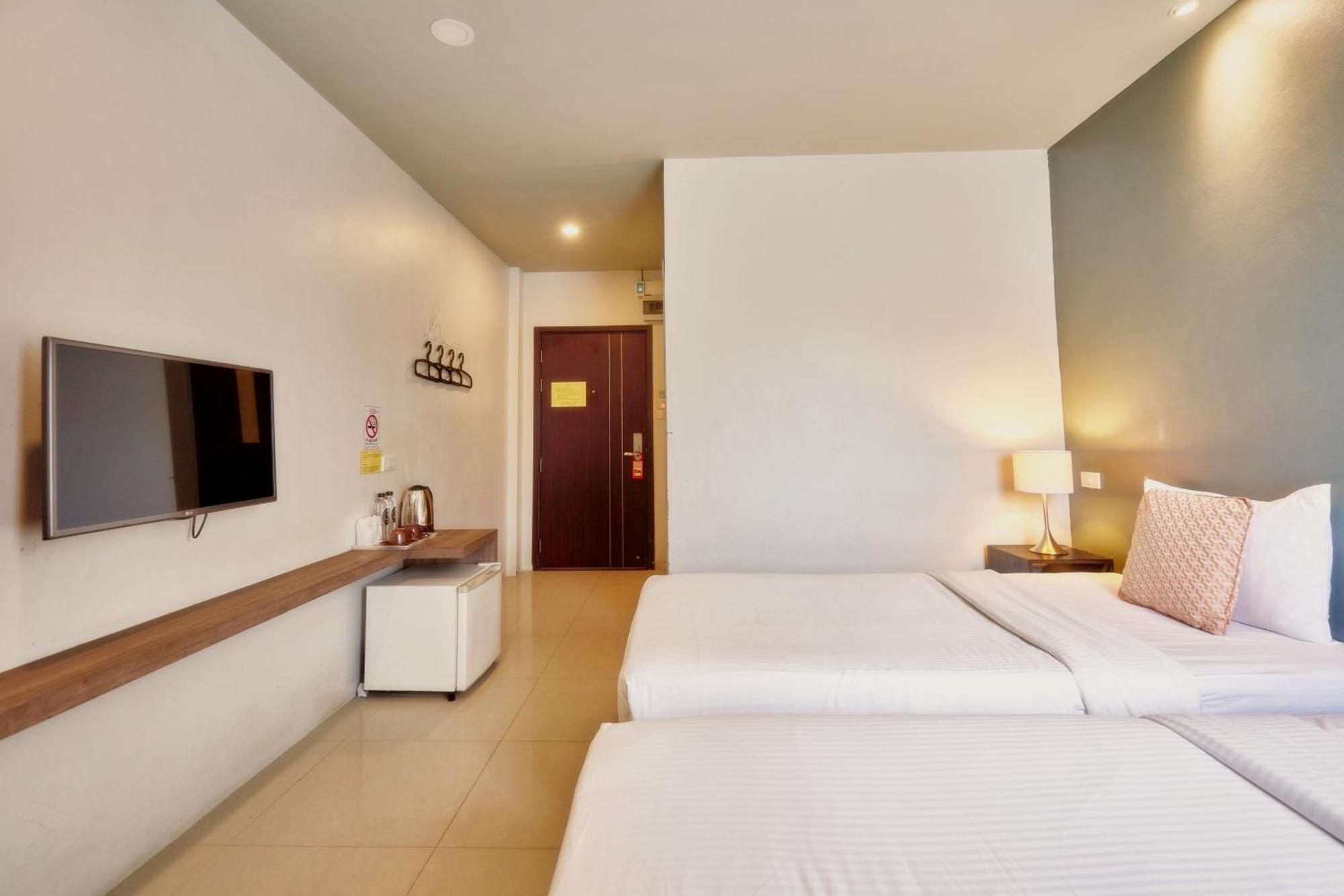 H Hotel Phrasing Chiang Mai Luaran gambar
