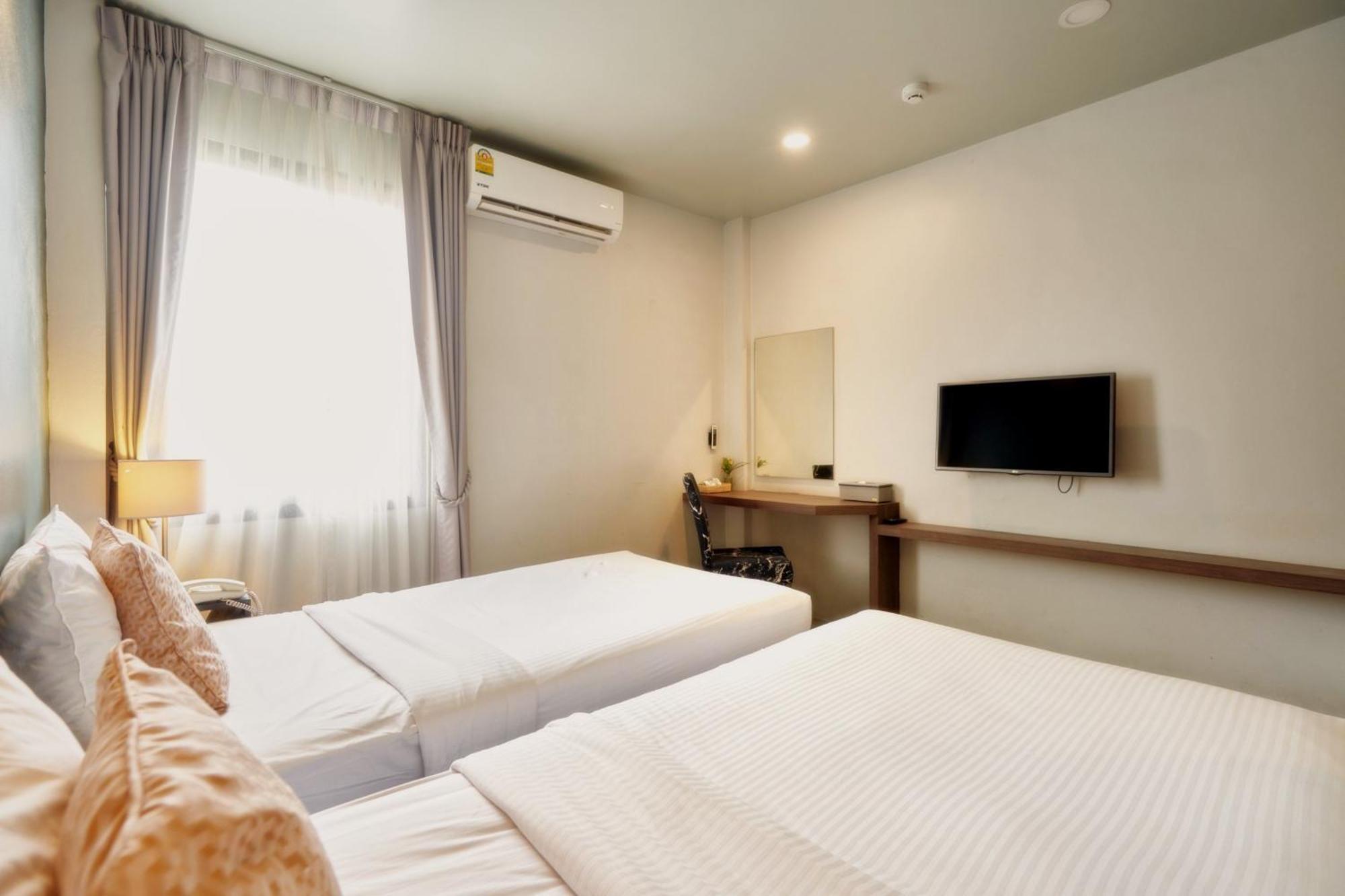 H Hotel Phrasing Chiang Mai Luaran gambar