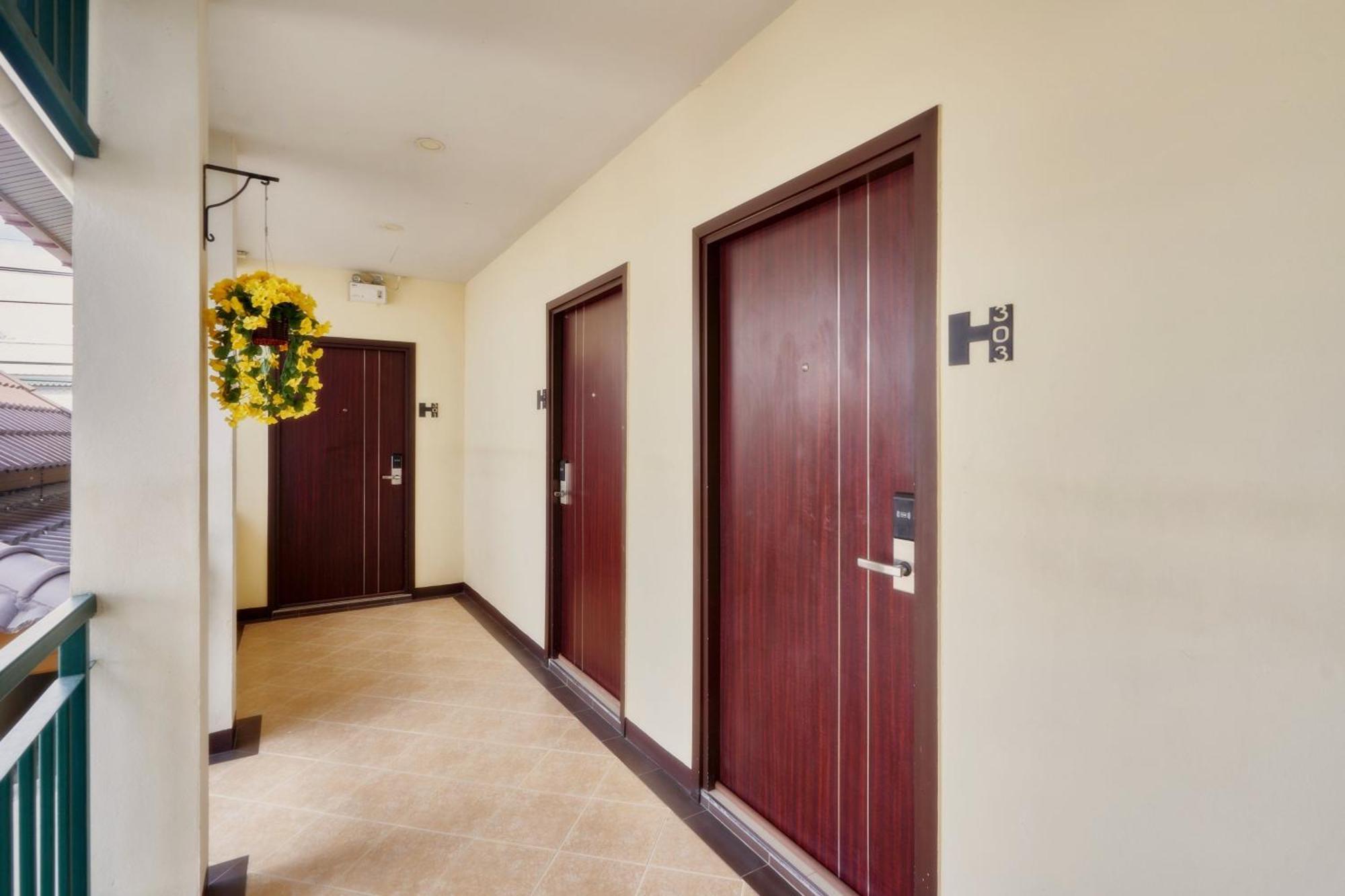 H Hotel Phrasing Chiang Mai Luaran gambar
