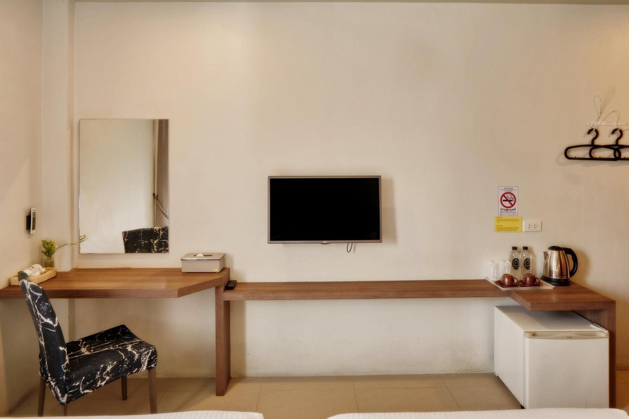 H Hotel Phrasing Chiang Mai Luaran gambar