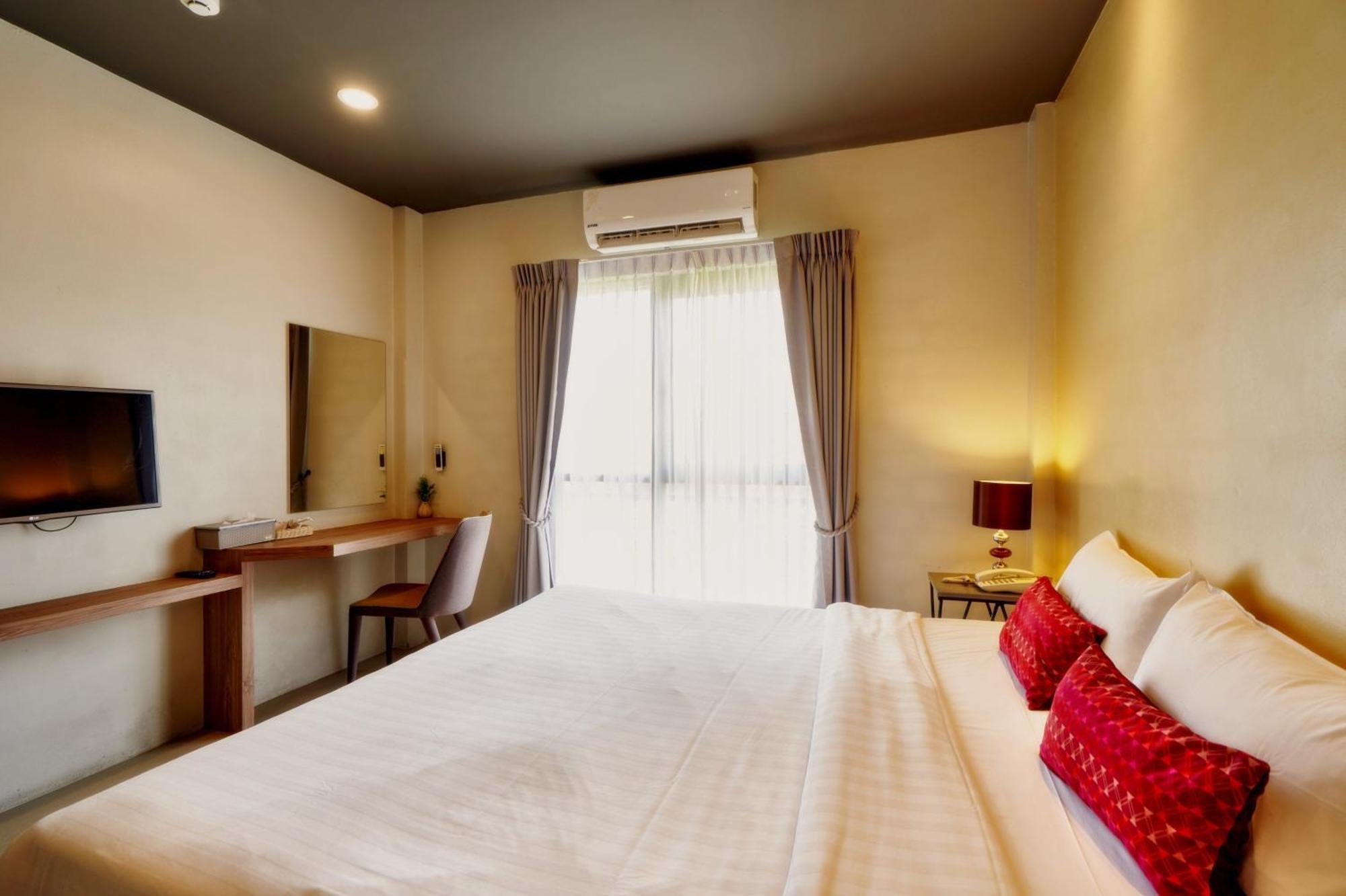 H Hotel Phrasing Chiang Mai Luaran gambar