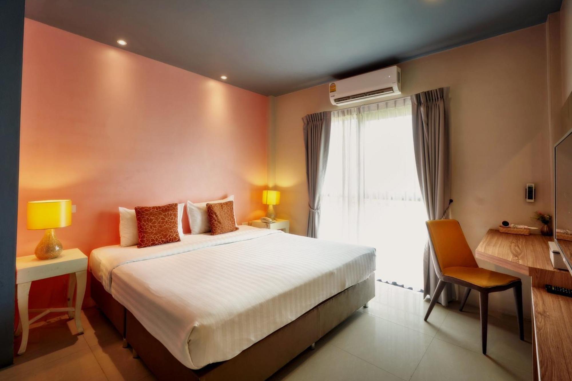 H Hotel Phrasing Chiang Mai Luaran gambar