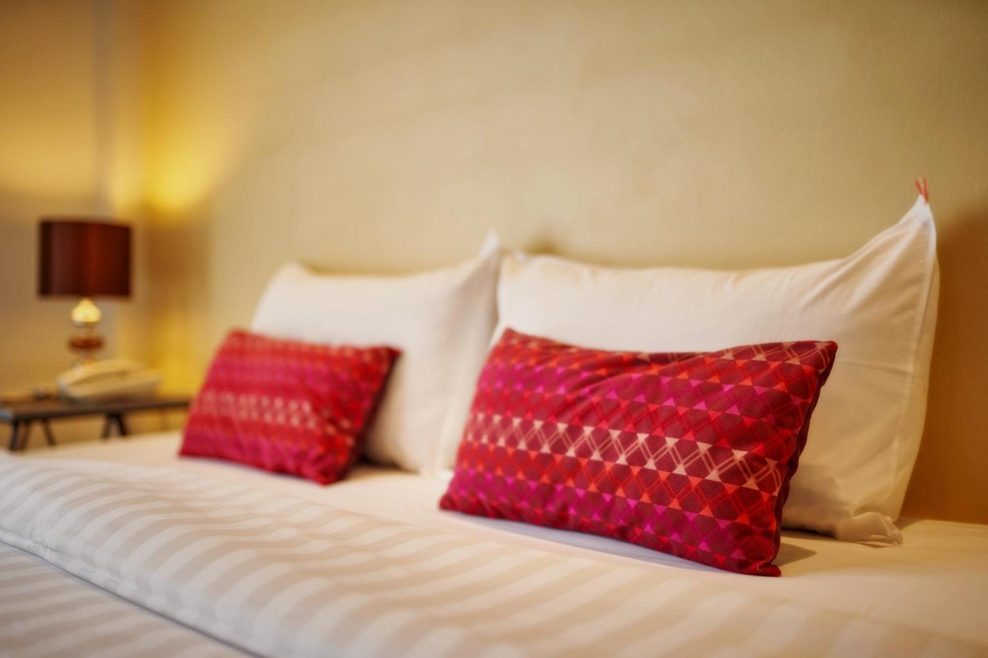 H Hotel Phrasing Chiang Mai Luaran gambar