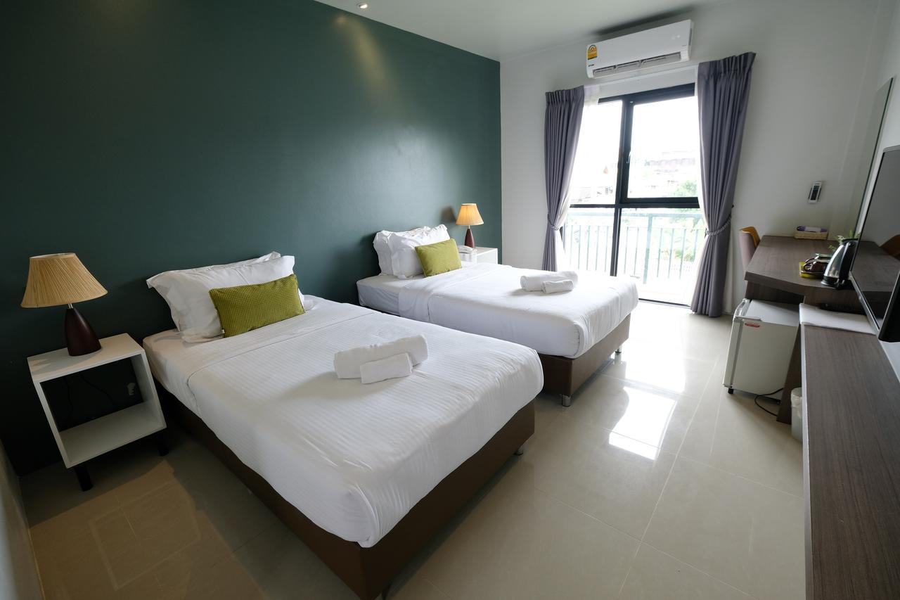 H Hotel Phrasing Chiang Mai Luaran gambar