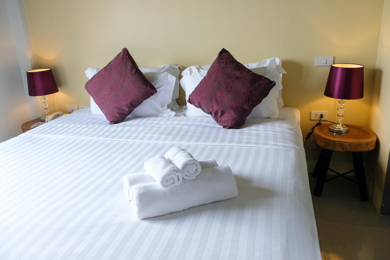 H Hotel Phrasing Chiang Mai Luaran gambar