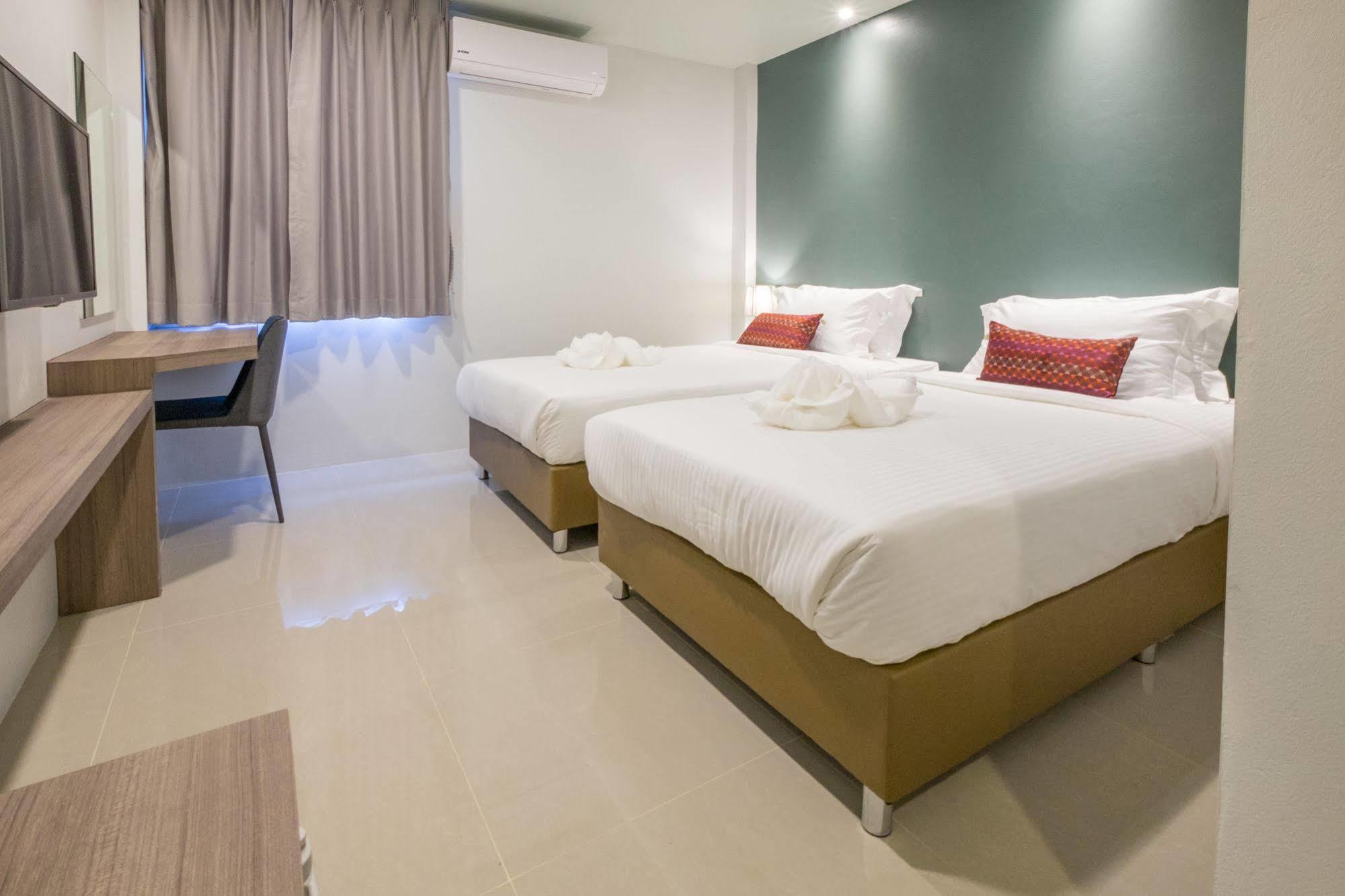 H Hotel Phrasing Chiang Mai Luaran gambar