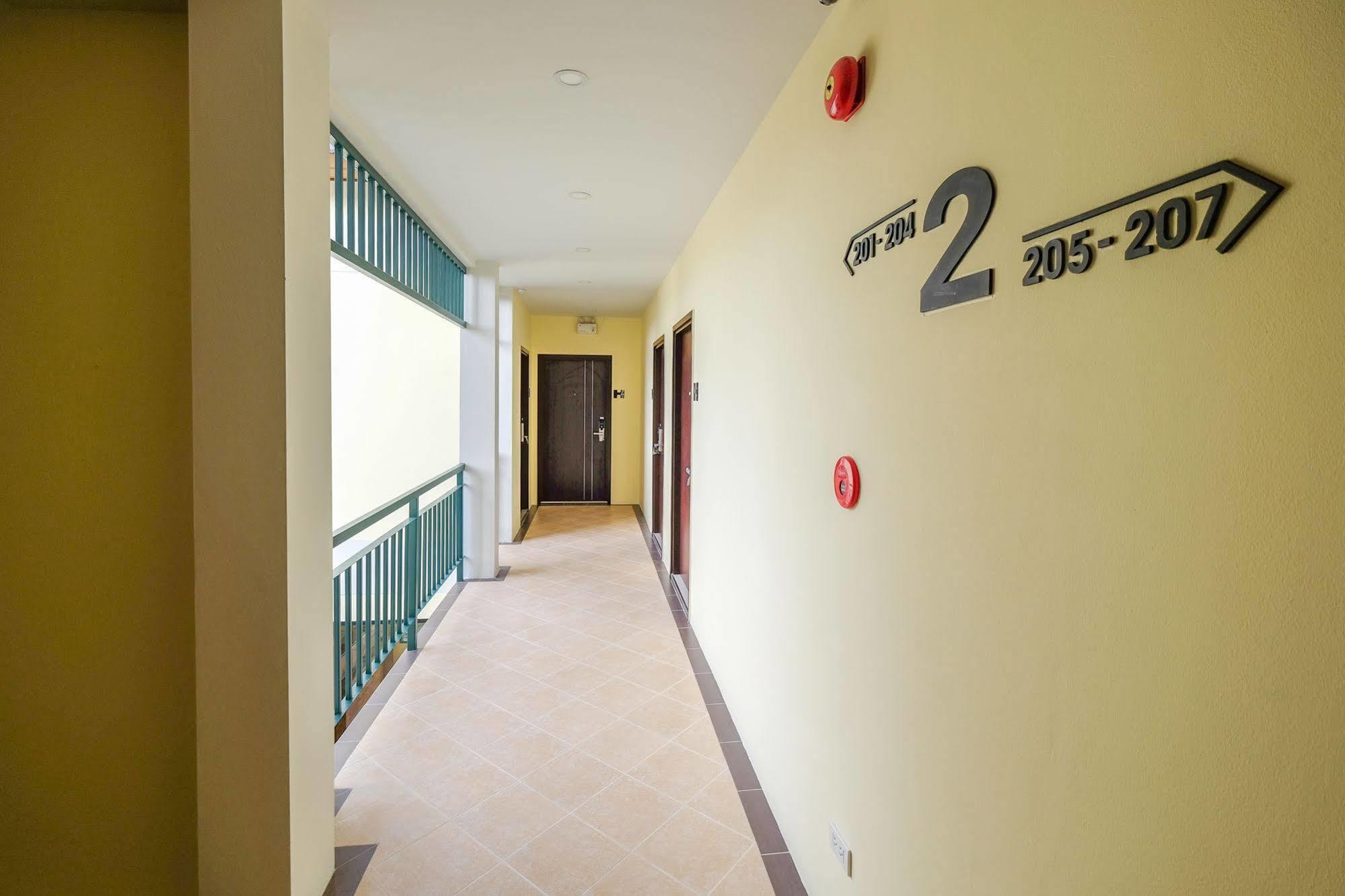 H Hotel Phrasing Chiang Mai Luaran gambar