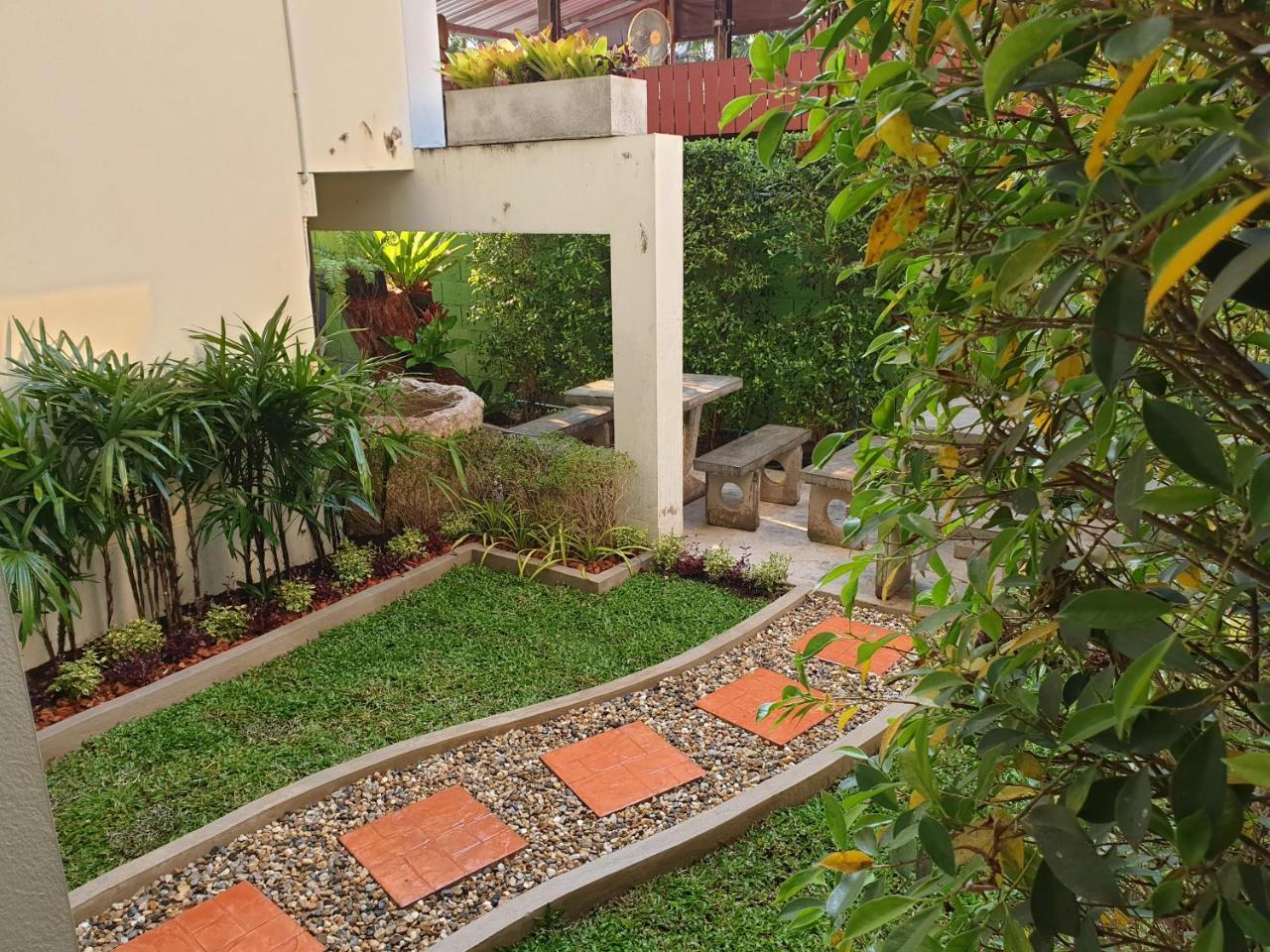H Hotel Phrasing Chiang Mai Luaran gambar